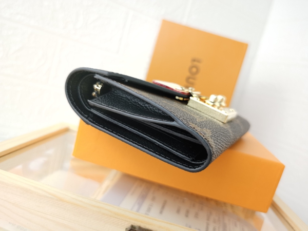 LVコピーウォレット内部構造